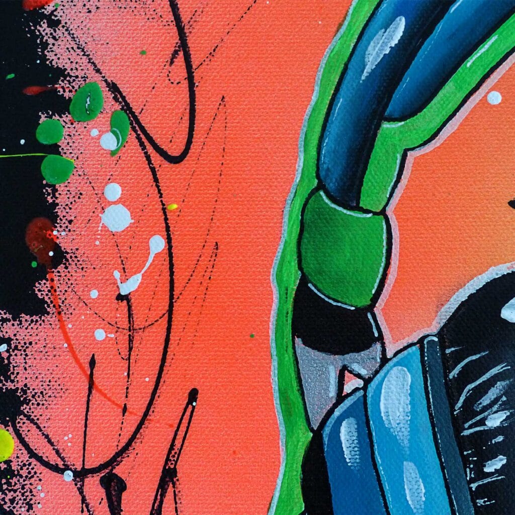 Détail de l'arceau bleu et vert du casque, sur un fond orange corail griffé de traits noirs et d'éclaboussures blanches