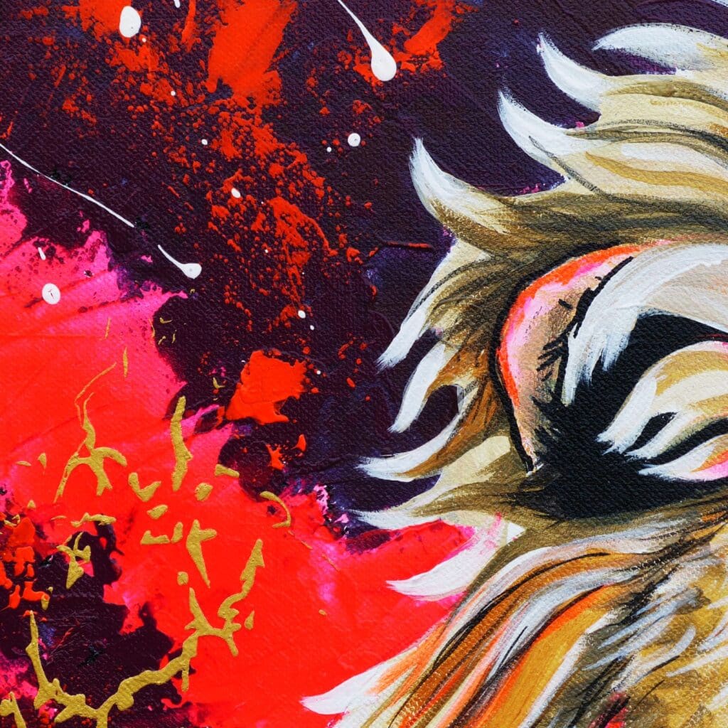 Détail de l'oreille du lion. le fond rouge et prune avec éclaboussures de blanc et pochoir doré.